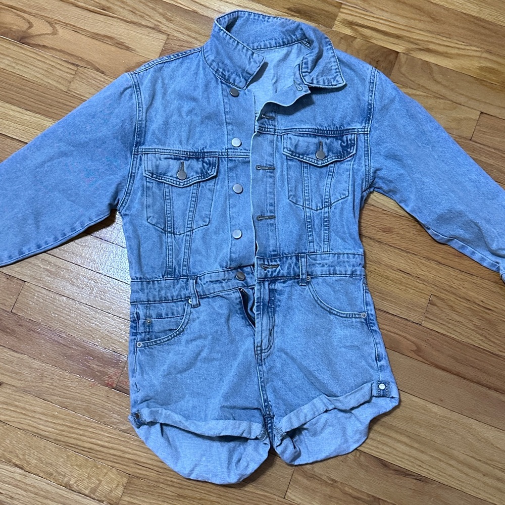 ALEXANDER WANG DEMIN JACKET AND SHORTS